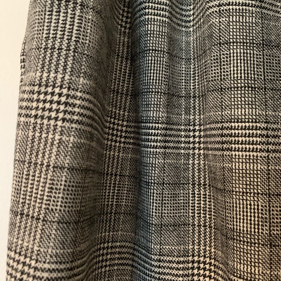 NWT H&M houndstooth plaid thick pants size 2 - Picture 3 of 5